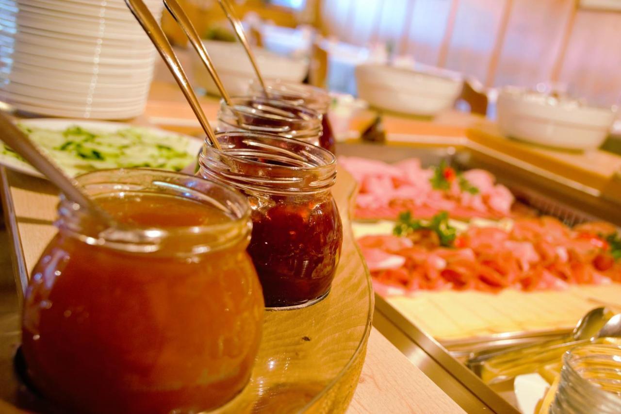 Almhotel Bergerhof Sarentino Экстерьер фото