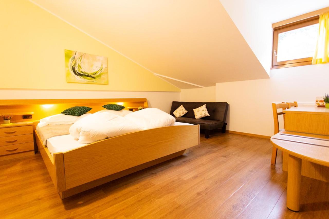 Almhotel Bergerhof Sarentino Экстерьер фото